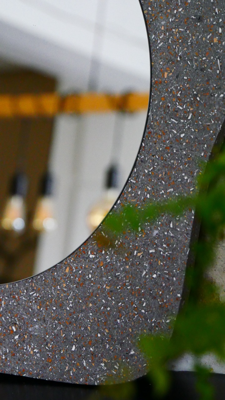 Miroir Shadow en volants de badminton revalorisés – Image 3