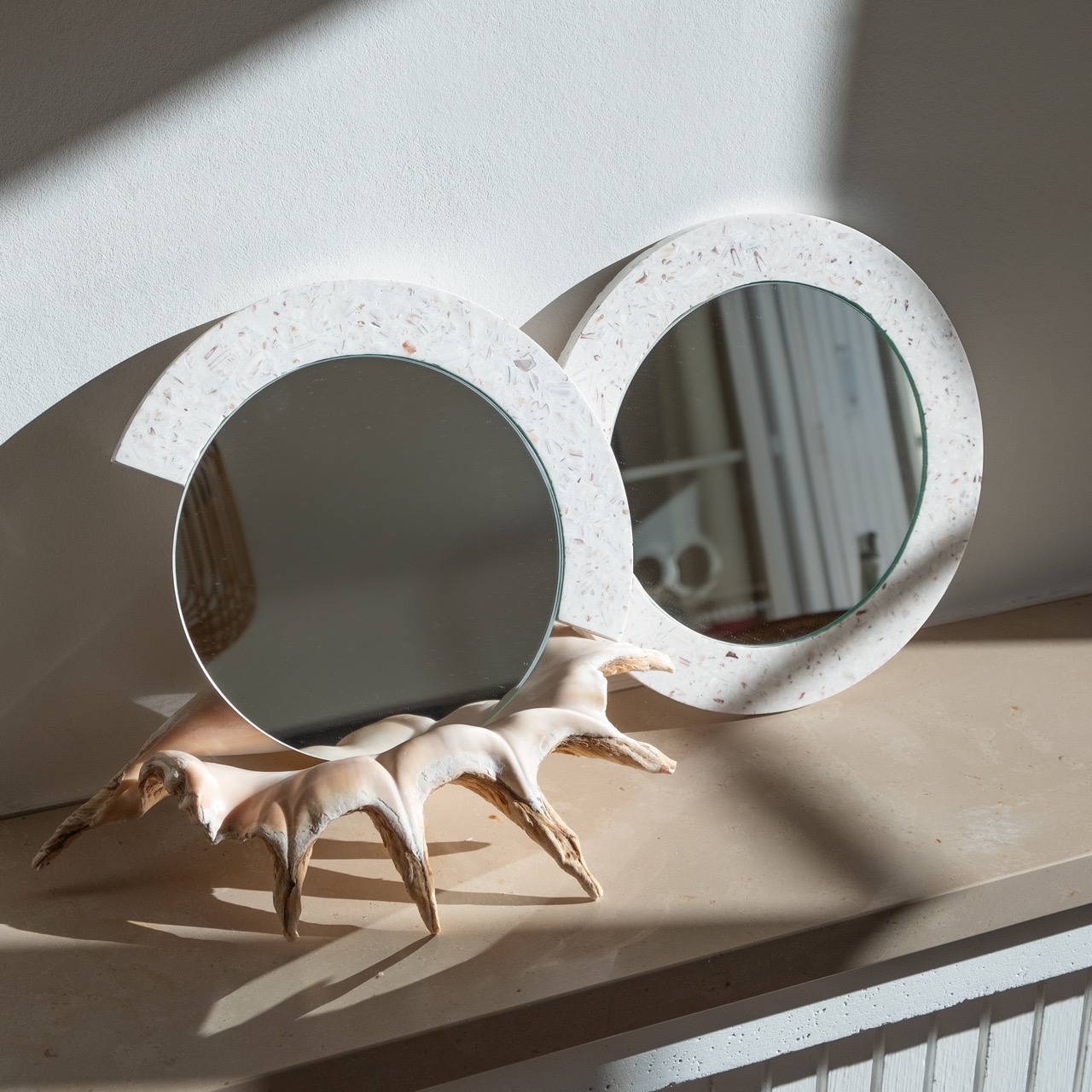 Miroir en coquillages revalorisés