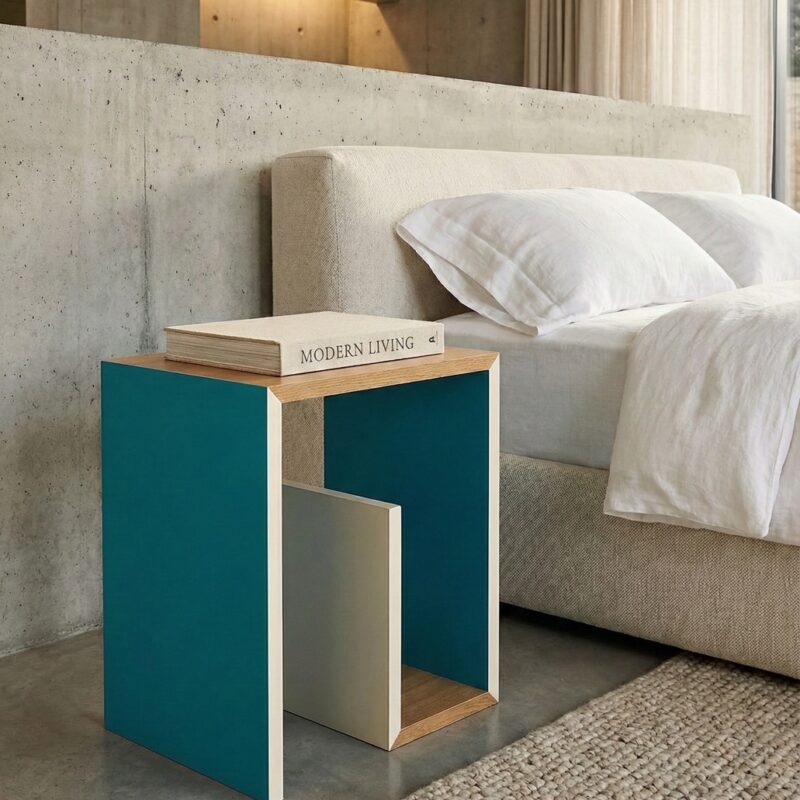 Table de chevet en bois upcyclé