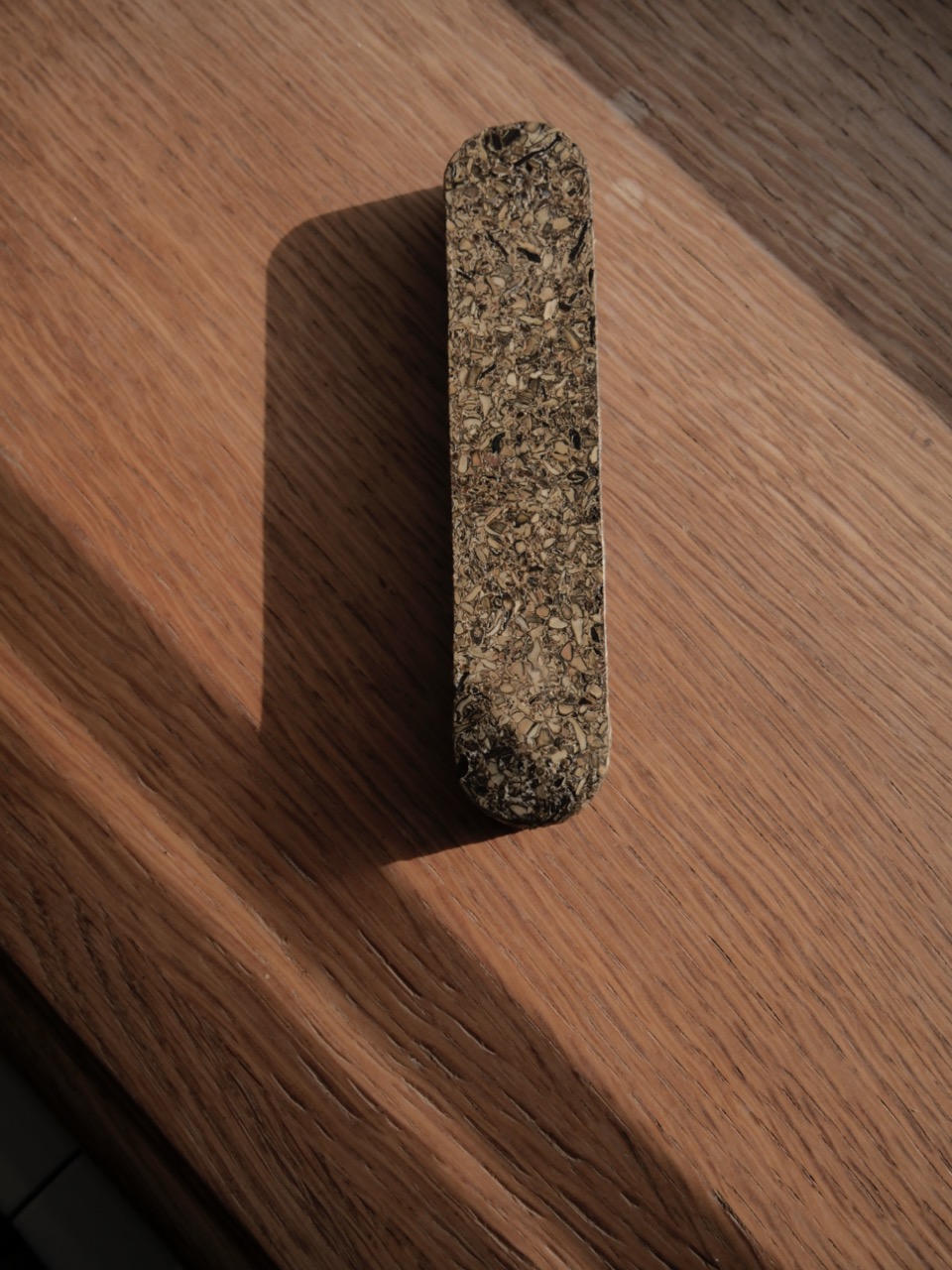 Poignée arrondis en algues recyclées – Image 2