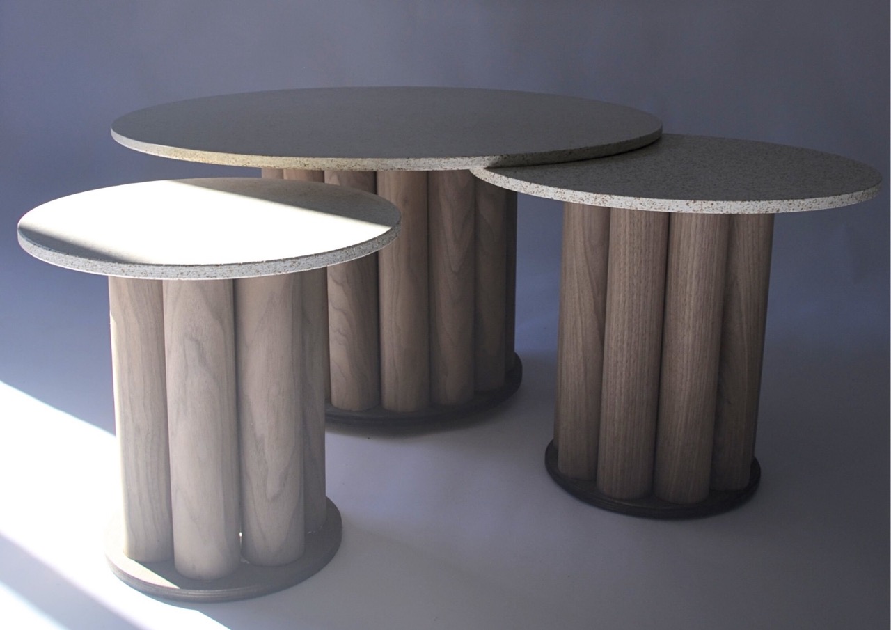 Table Héritage T7 en volants de badminton revalorisés – Image 4