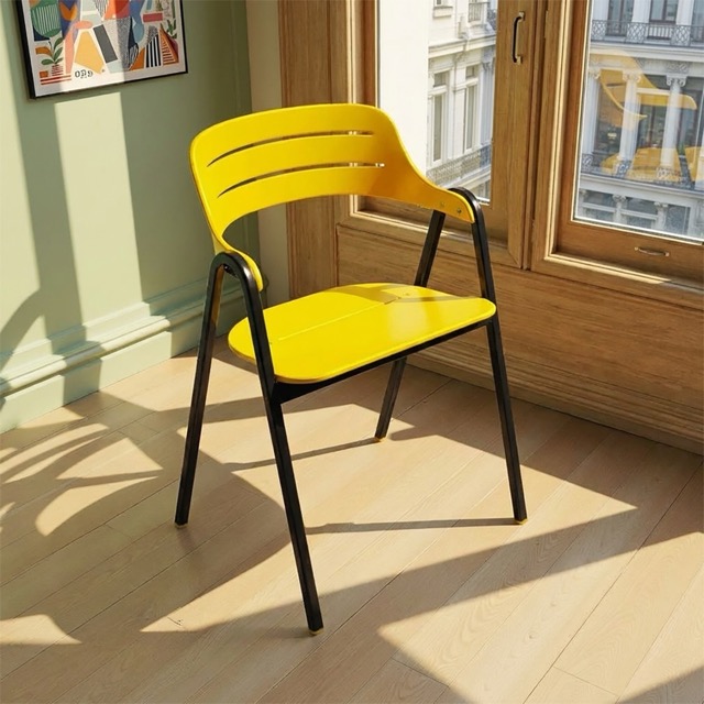 Chaise Arche 100% recyclée