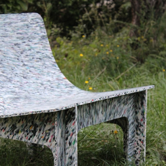 Fauteuil Moon en plastique recyclé – Image 3