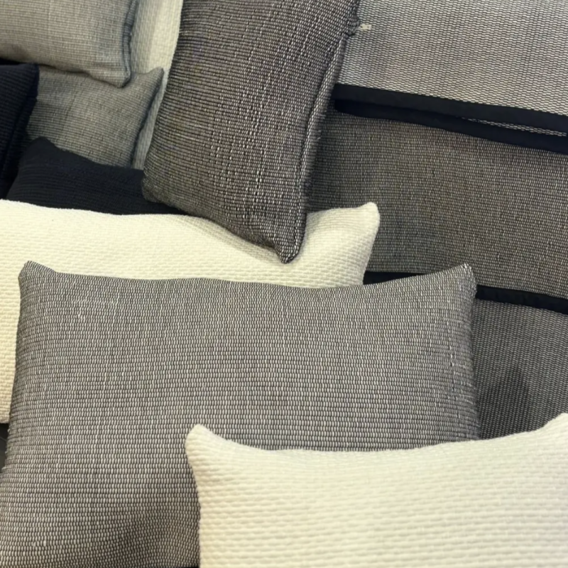 Coussin en tissu recyclé - Carré